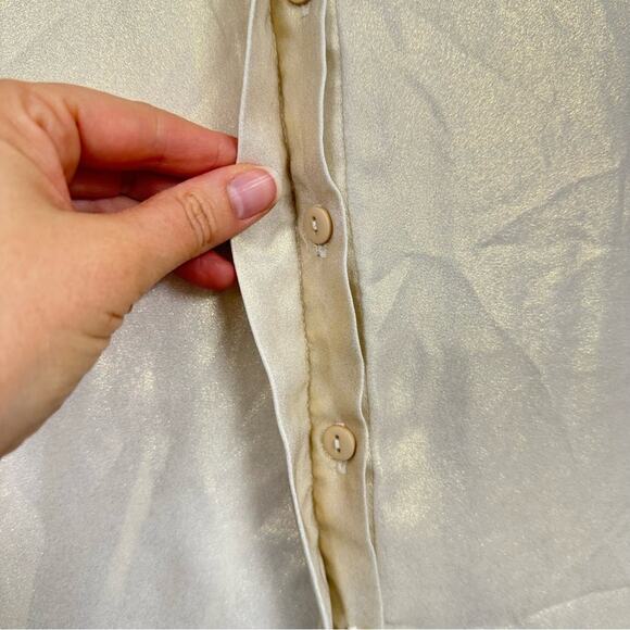 Vero Moda Gold Sparkle Short Sleeve Button Down Shirt Womens M Boxy Fit Slouchy - Picture 2 of 10